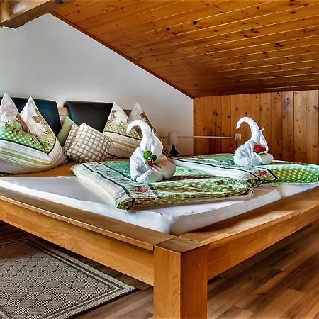 Vordersattlegghof Çiftlik konaklama Hüttau